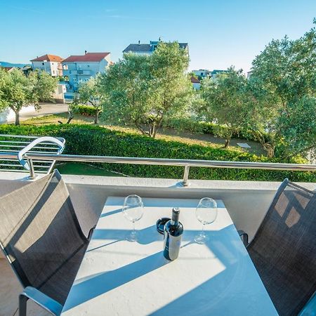 Apartments Keran Sukošan Kültér fotó