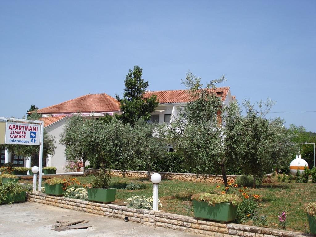 Apartments Keran Sukošan Szoba fotó