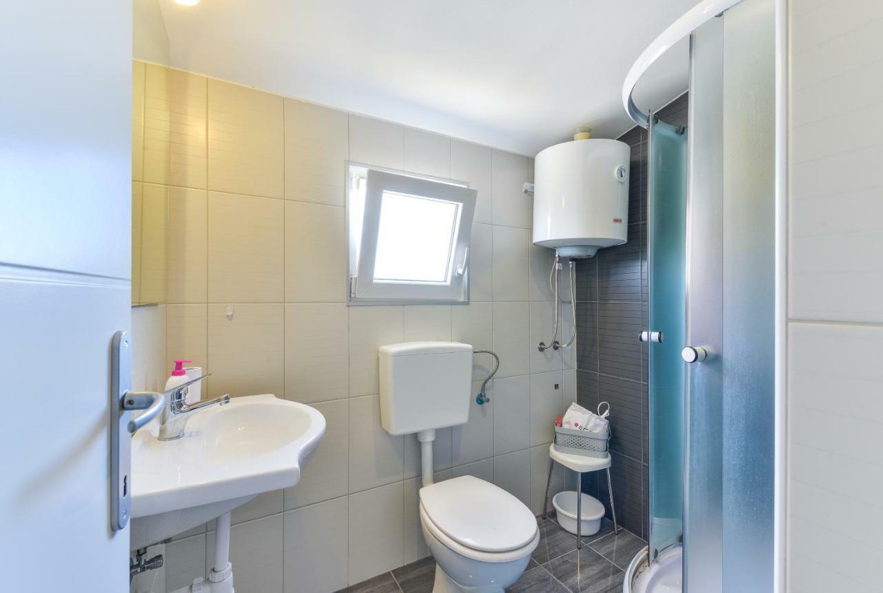 Apartments Keran Sukošan Kültér fotó