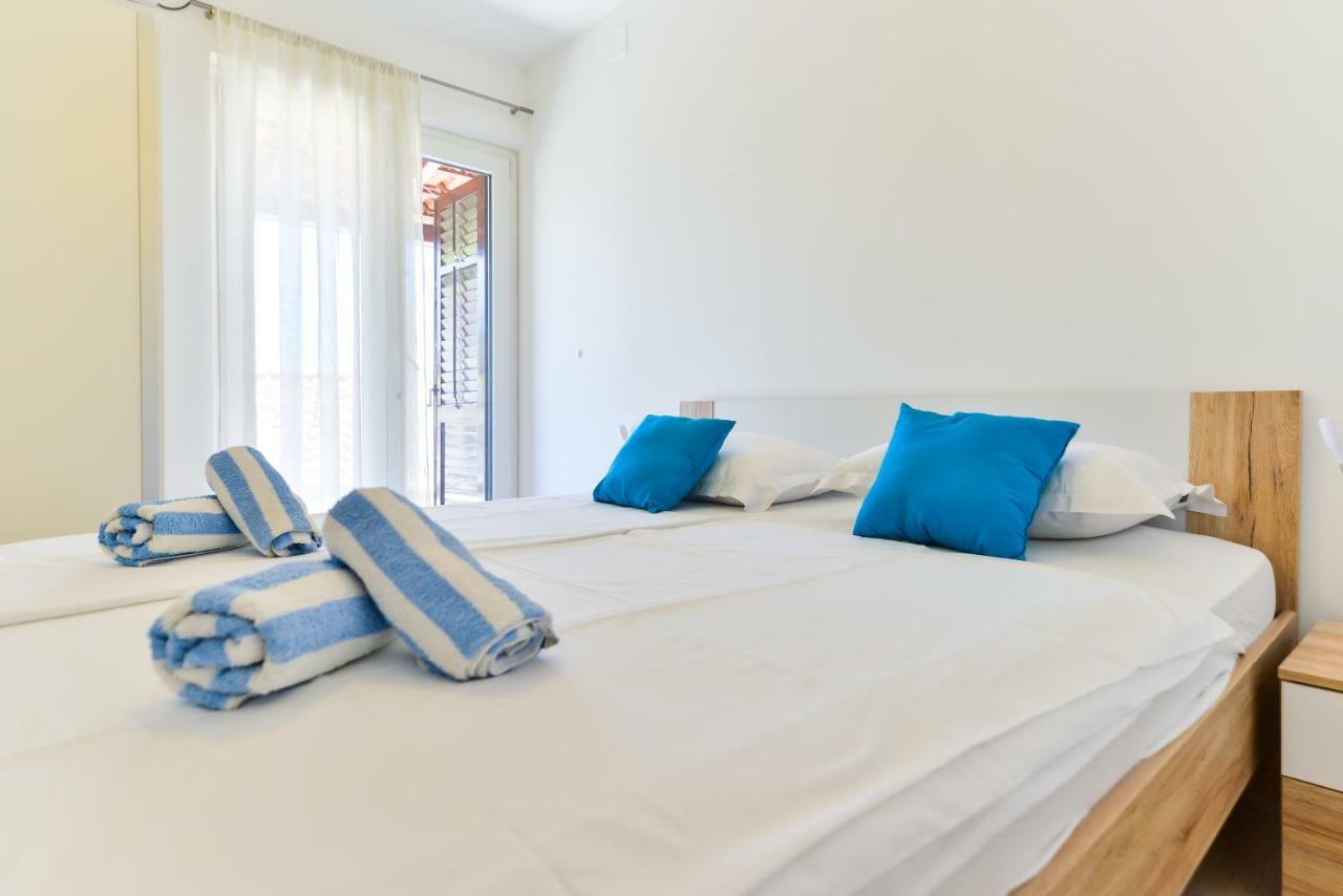 Apartments Keran Sukošan Kültér fotó
